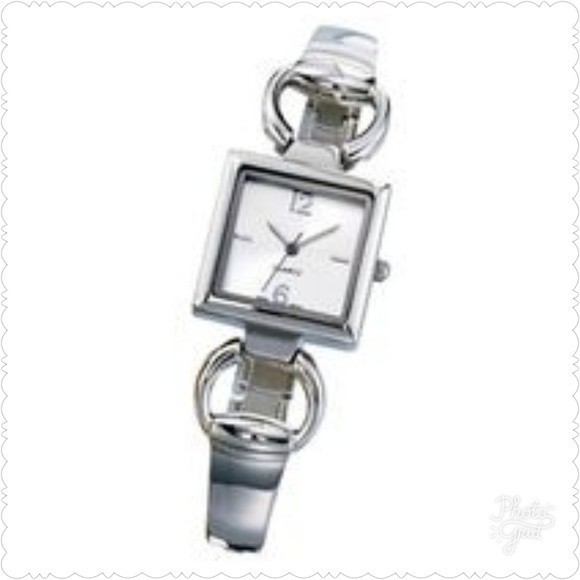 Avon Accessories - Chic Choice Watch Silverstone